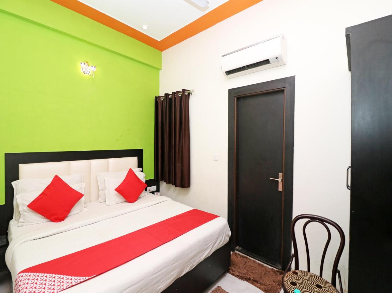 Aaradhya Residency Hotel Agra  Exterior photo